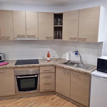 Cristianos * לוס כריסטיאנוס