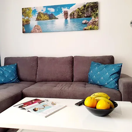 Apartament Cristianos *