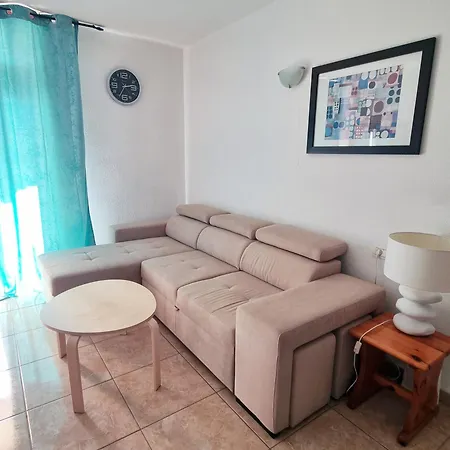Apartament Cristianos *